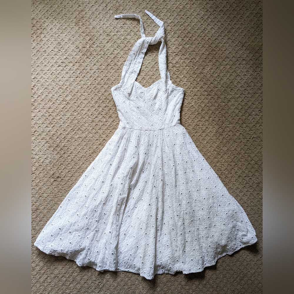 Diane Von Furstenburg White Cotton Eyelet Fit and Flare Dress